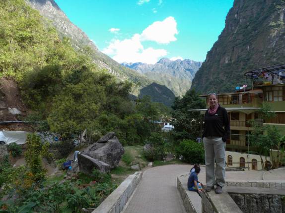 A bela paisagem de Aguas Calientes, no Peru. Em algum lugar nas montanhas ali atrás está Machu Picchu